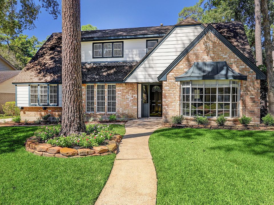 1st image of 2043 Parkdale Dr