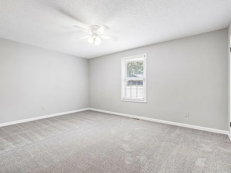 1703 Winding Way Dr — Photo 6