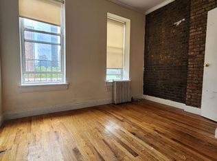 121 Henry St APT 18, New York, NY 10002