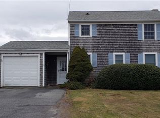 75 Tuckerman Ave, Middletown, RI 02842