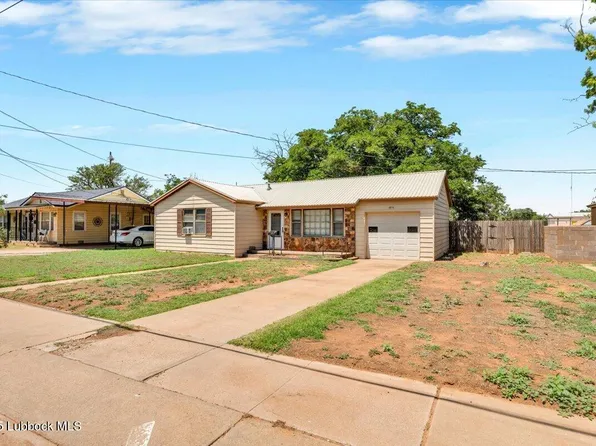 409 N C St, Brownfield, TX 79316