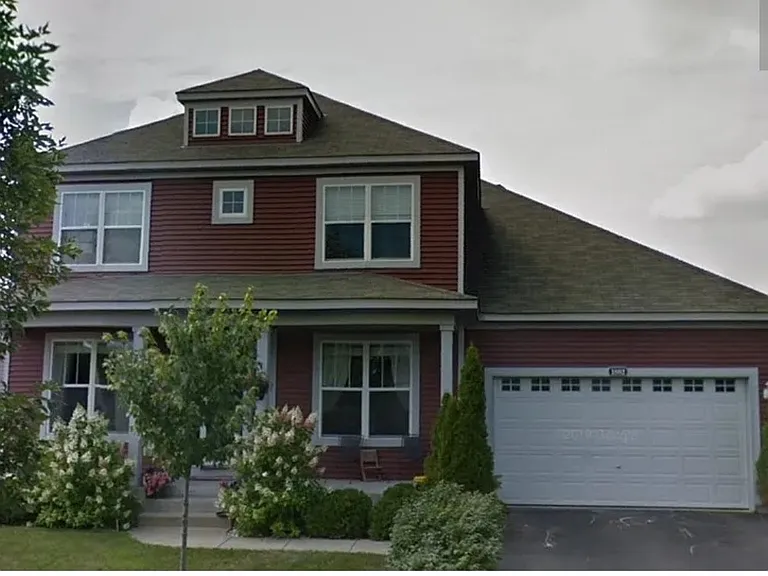 1882 Clover Meadow Dr — Photo 22