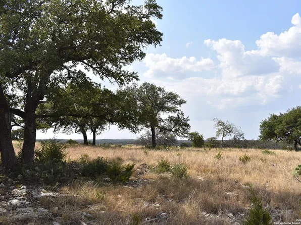 000 Cattlemans Crossing Drive LOT 137R, Kerrville, TX 78028
