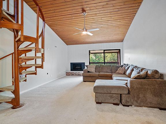 5th image of 14520 Walden Ct Ph 4