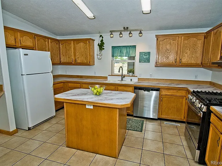 1372 N Saddle Rock Trl — Photo 10