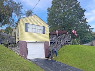 860 Carolina Ave, Chester, WV