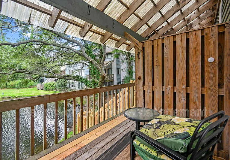 1161 Shadow Lake Cir #E — Photo 17