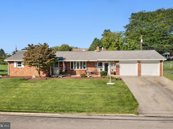 130 N Scenic St, Allentown, PA 18104