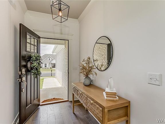 4th image of 13901 Glen Park Ave