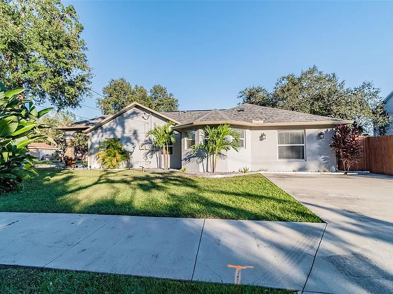 3208 W Napoleon Ave — Photo 2