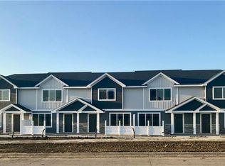 1046 NE 56th St, Ankeny, IA 50021