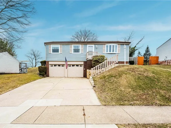 209 Glenmore Dr, Coraopolis, PA 15108