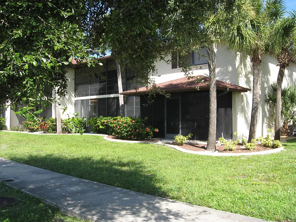431 Airport Ave E #201-308