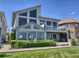 46070 Private Shore Dr, Chesterfield, MI
