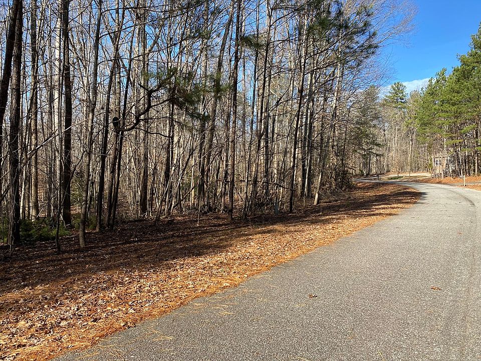 2nd image of 191 Plantation Dr