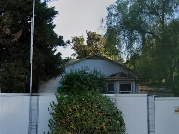 15235 Runnymede St, Van Nuys, CA 91405