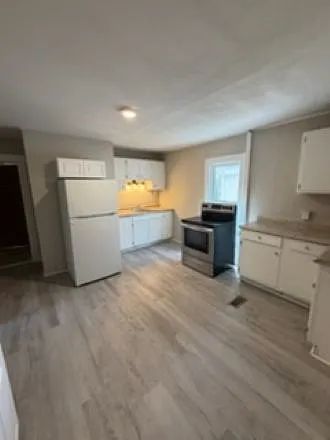 69 Maple Ave #2 — Photo 4