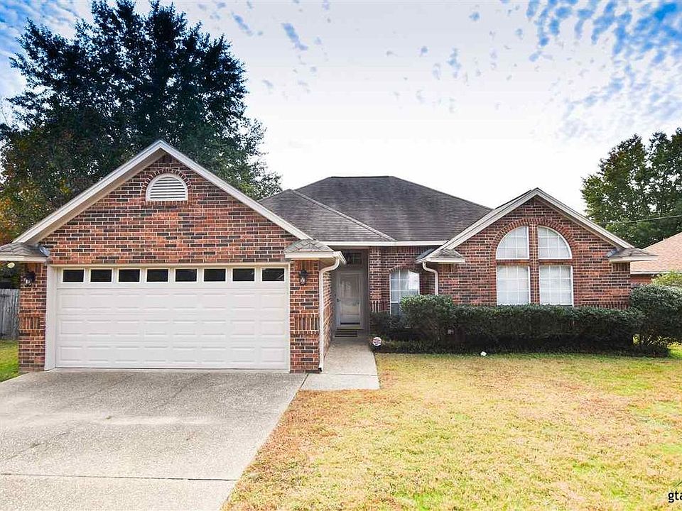 1st image of 102 Lakeway Dr