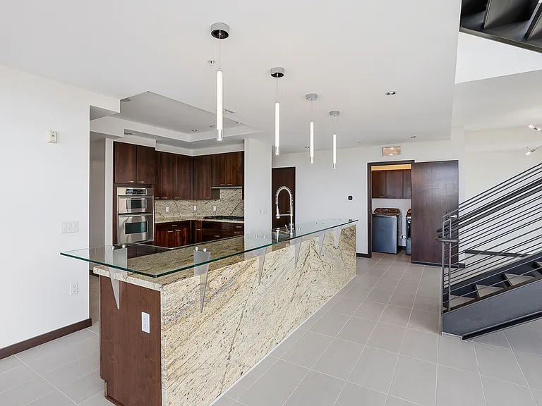 Dine in bar - Kitchen