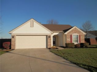 2112 Wilshire Dr, Piqua, OH 45356