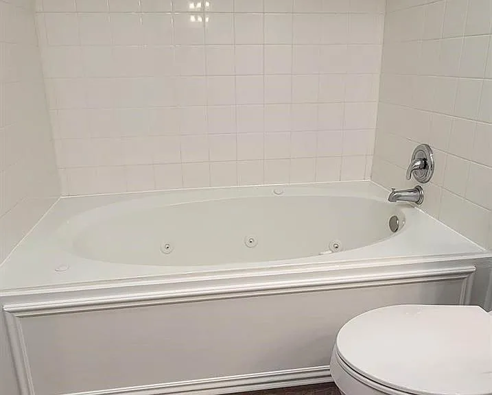 9614 Charter Ridge Dr — Photo 35