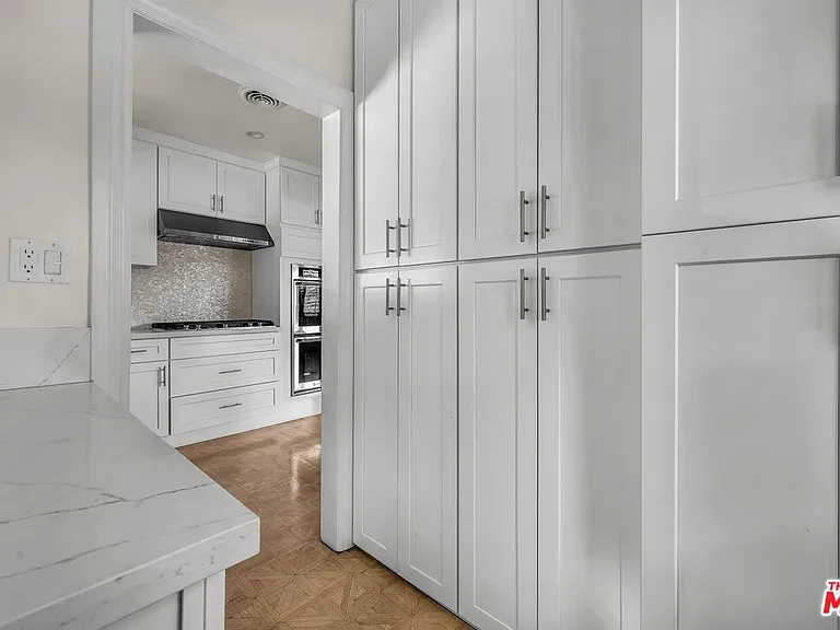 157 S Elm Dr — Photo 10