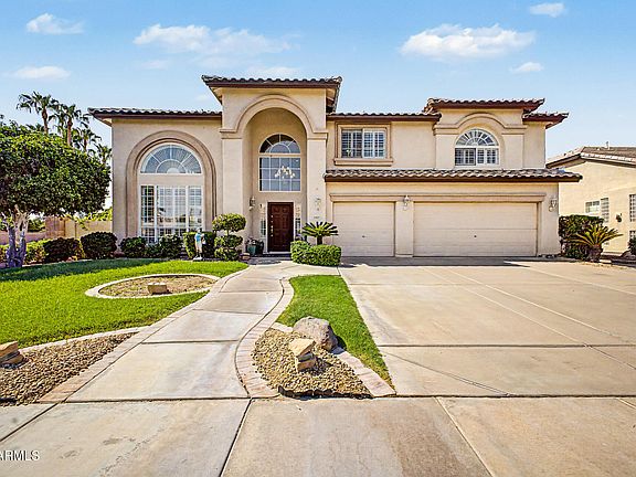 2nd image of 3907 E INDIGO BAY Drive