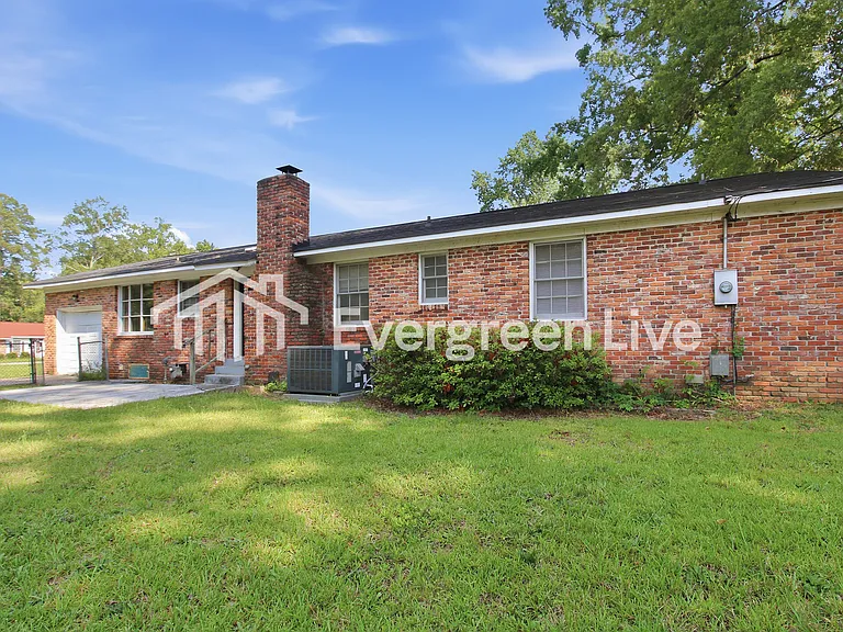 2129 Mary Hill Dr — Photo 15