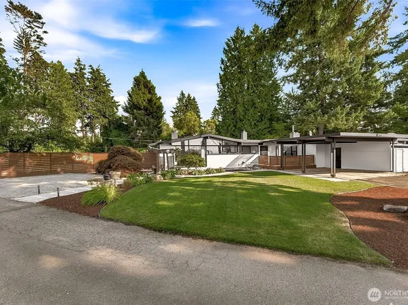 25657 Marine View Drive S, Des Moines, WA 98198