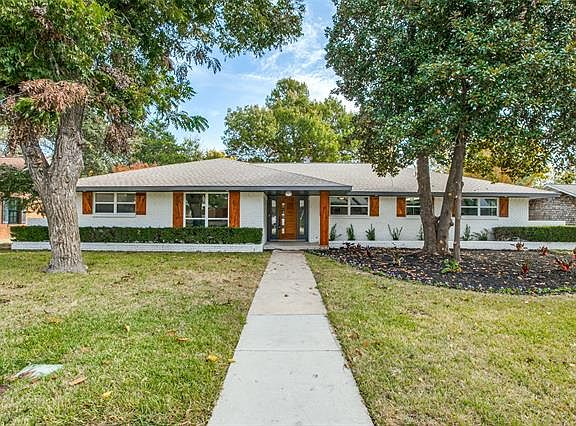 3rd image of 304 Brook Ln