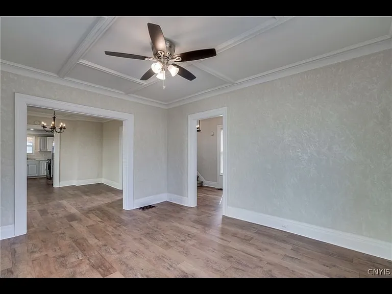 421 S Massey St — Photo 8