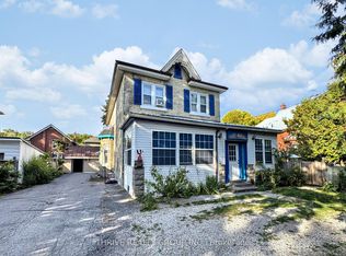 26 Victor St, London, ON N6C 1B7