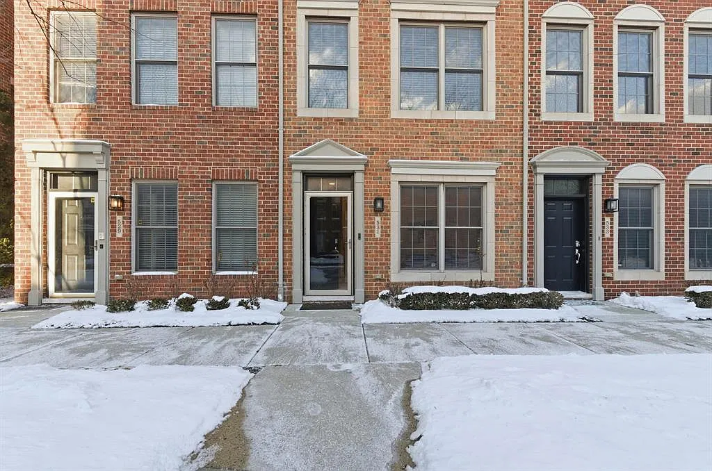 2 bed, 2143 sqft, $6,500 — Photo 2