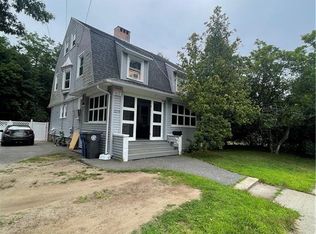 2270 Cranston St, Cranston, RI 02920