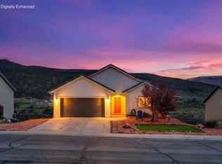 735 S Peachtree Dr, Toquerville, UT 84774