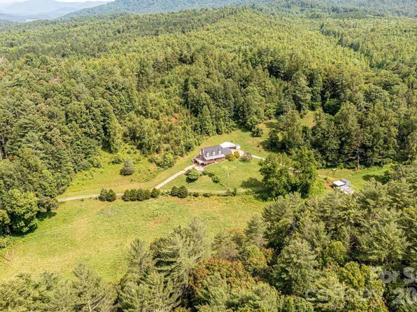 5595 Cloverfield Pl, Boomer, NC 28606