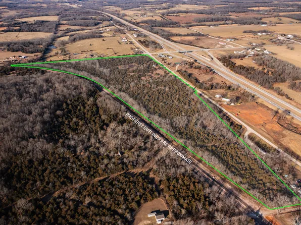 000 Hwy A, Macomb, MO 65702