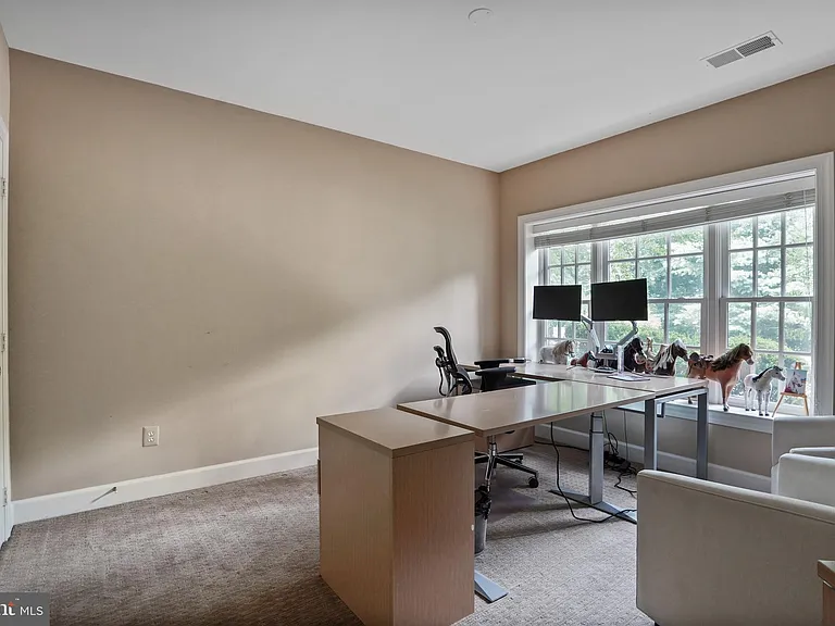 9864 Walker Glen Ct — Photo 58