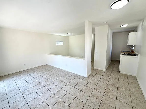 487 E 11th St, 487 E 11th St #628A1177B, Upland, CA 91786