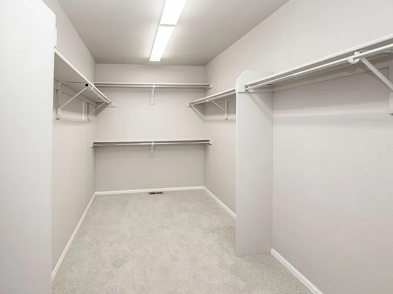 2121 Cutting Horse Dr — Photo 26