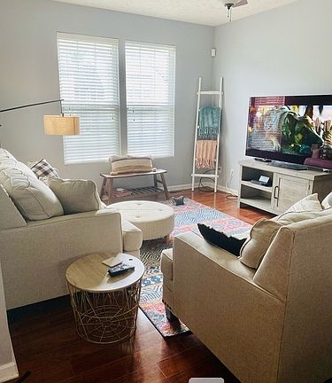 4th image of 281 Woodhaven Dr #281