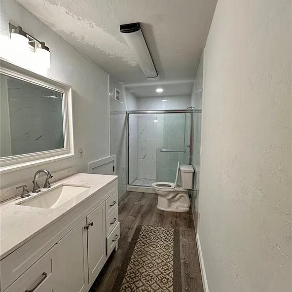 223 NW 34th St — Photo 10