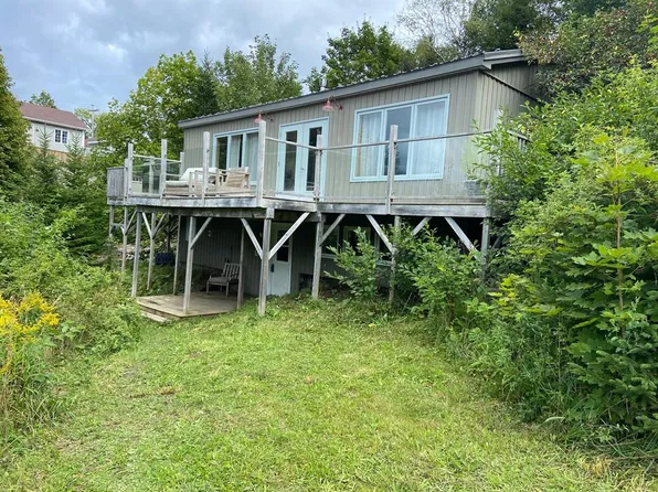 11 Brookside Avenue, Corner Brook, NL A2H3X6
