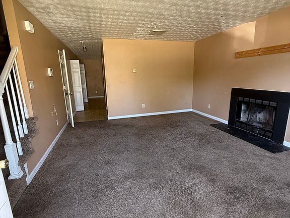 3rd image of 1750 Bob White Ln SE