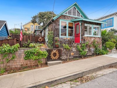 313 14th St, Pacific Grove, CA, 93950