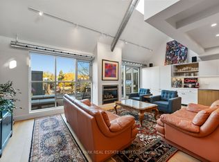 1852 Queen St E PENTHOUSE 304, Toronto, ON M4L1H1