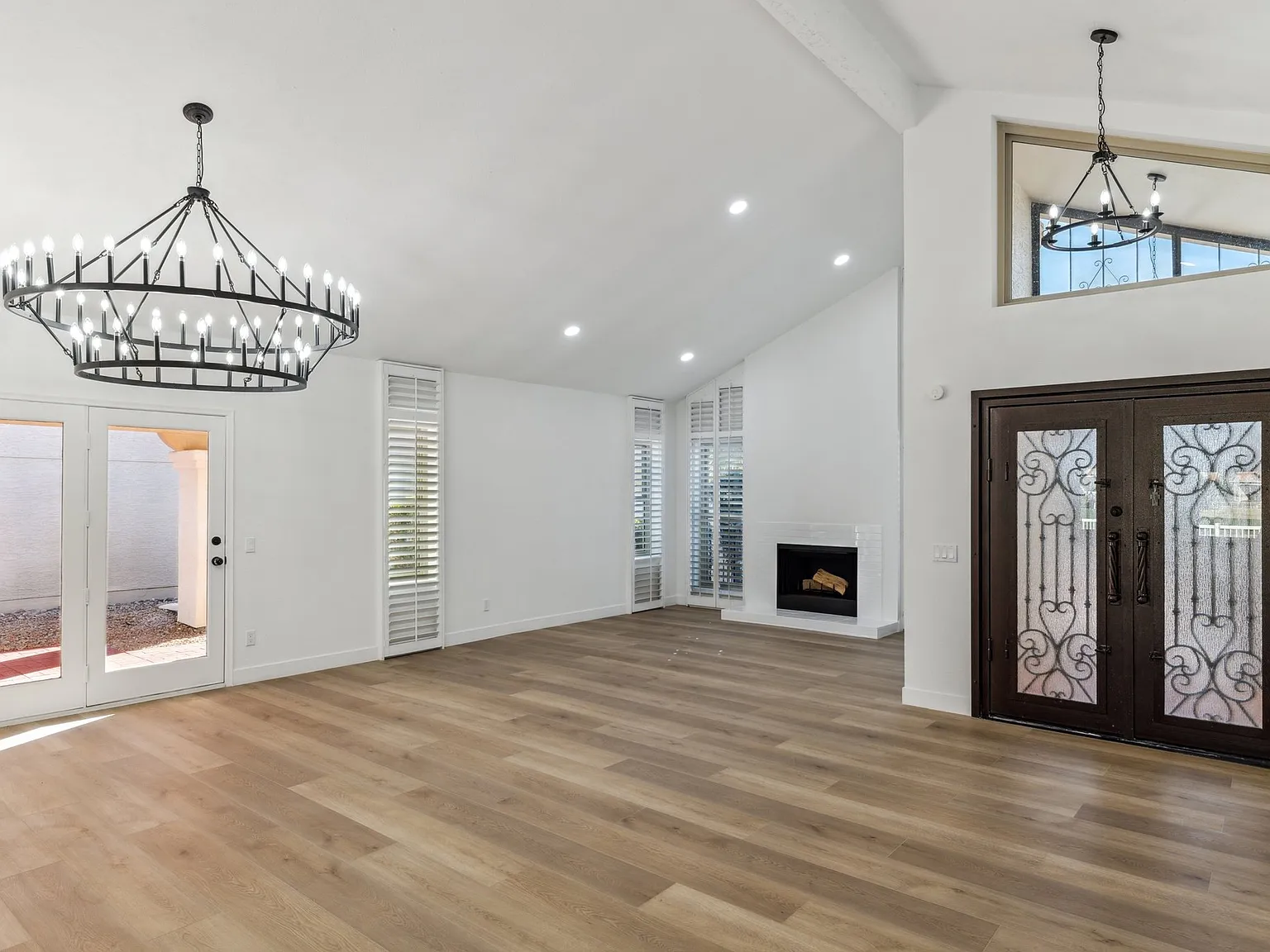 2 bed, 2132 sqft, $3,500 — Photo 3