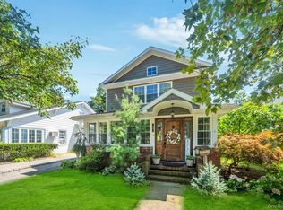 84 Superior Rd, Floral Park, NY 11001