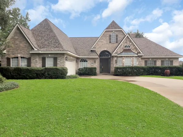 3805 Inwood Dr, Lake Charles, LA 70605