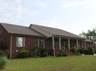 1730 Hawks Rd, Martin, TN 38237